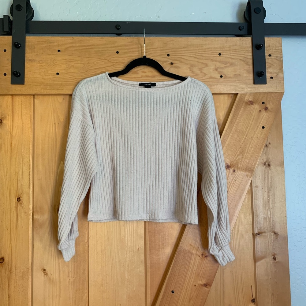 Forever 21 Sweater size small (cream)